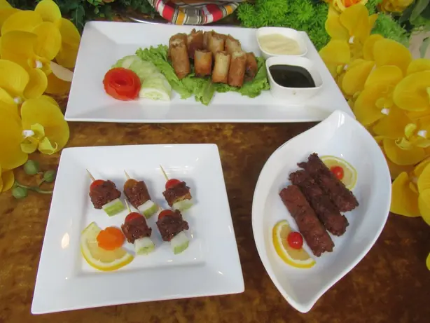 Foto von Philippinische Chicken Longganisa – fertig angerichtet