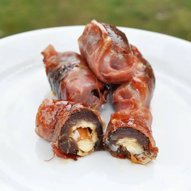 Foto von Englische Devils on Horseback klassisch – fertig angerichtet