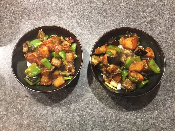 Foto von Chinesisches Disanxian klassisch – fertig angerichtet