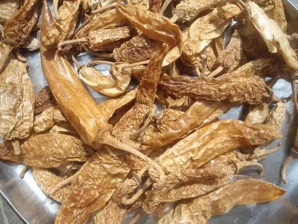 Dried Capsicum for Chili based food in Andhra – Foto: Adityamadhav83 (CC BY-SA 3.0)
