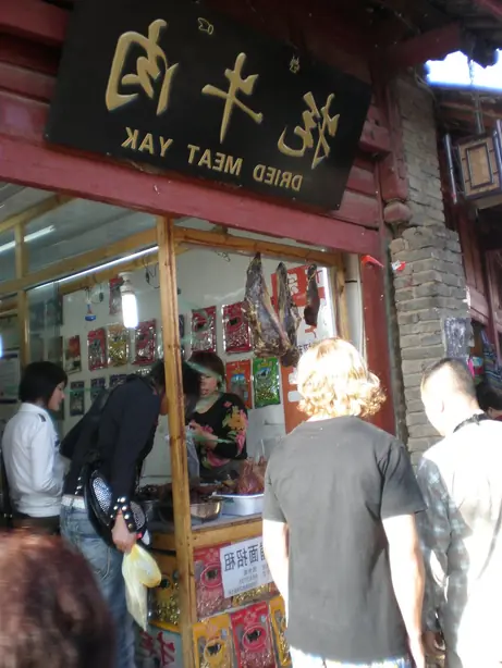 Foto von Tibetisches Yak-Curry würzig – fertig angerichtet