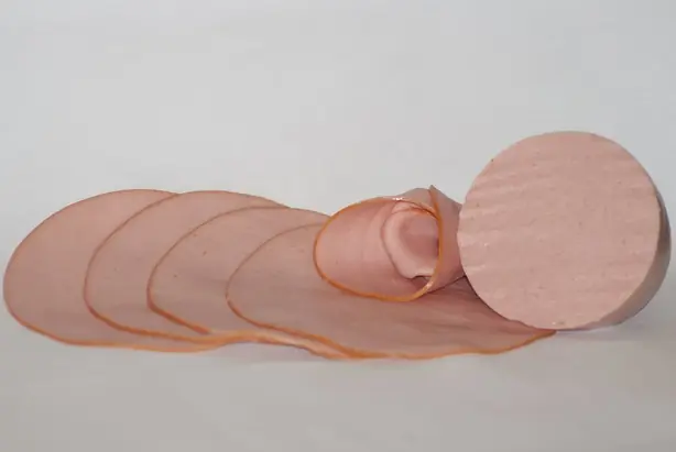 Foto von Österreichische Extrawurst hausgemacht – fertig angerichtet