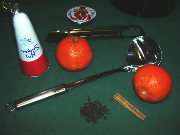 Foto von Feuerzangenbowle – fertig angerichtet