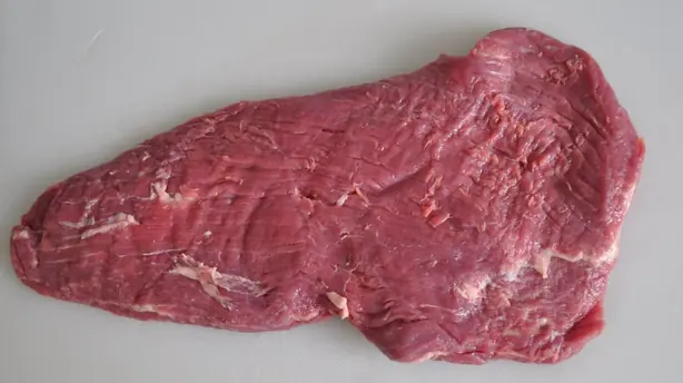 Foto von Klassisches Mariniertes Flanksteak – fertig angerichtet