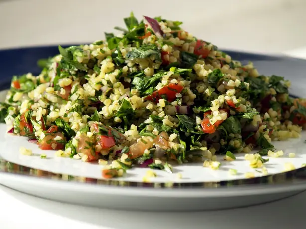 Foto von Libanesischer Petersiliensalat Taboulé – fertig angerichtet