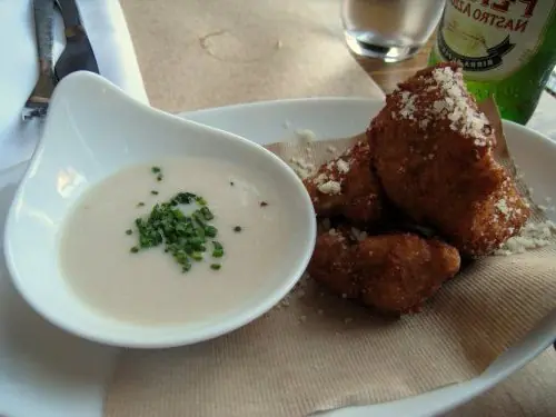 Foto von Klassische Italienische Agliata – fertig angerichtet