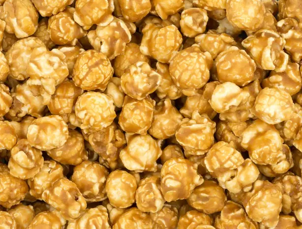 Foto von Amerikanisches Caramel Corn – fertig angerichtet