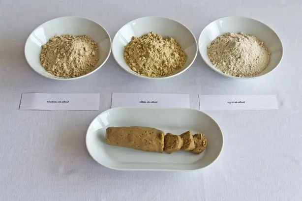 Foto von Kanarische Pella de Gofio klassisch – fertig angerichtet