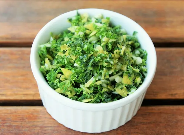Foto von Klassische Italienische Gremolata – fertig angerichtet