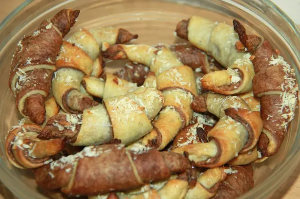 Foto von Klassische Rumänische Cornulețe – fertig angerichtet