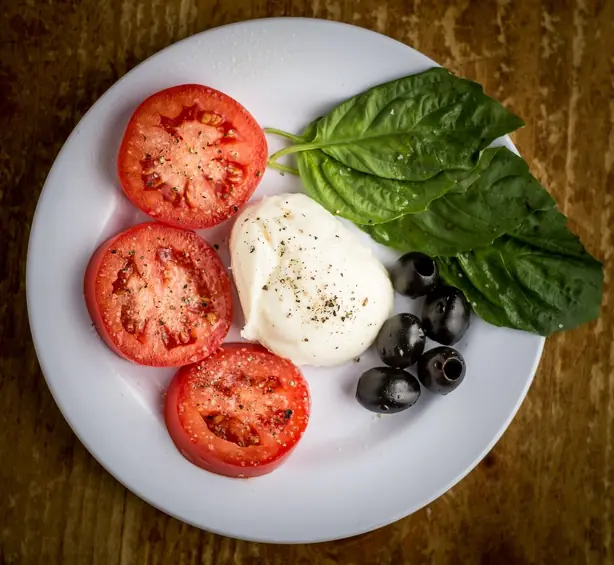 Insalata Caprese 456 – Foto: rpavich from Bridgeport, Unite (CC BY 2.0)