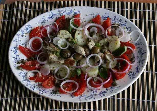 Foto von Sizilianischer Salat Pantesca – fertig angerichtet