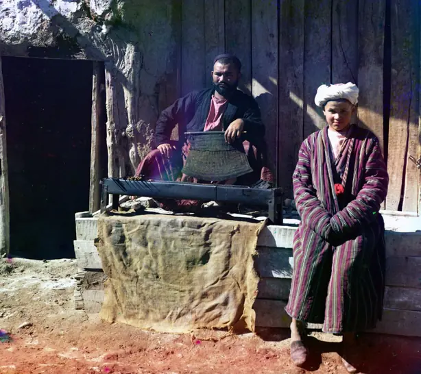 Foto von Russischer Schaschlik vom Grill – fertig angerichtet