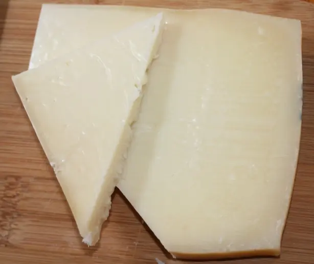 Foto von Griechischer Saganaki mit Kefalotyri – fertig angerichtet