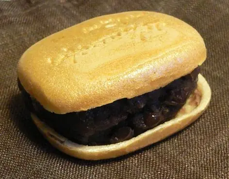 Foto von Klassische Japanische Monaka – fertig angerichtet