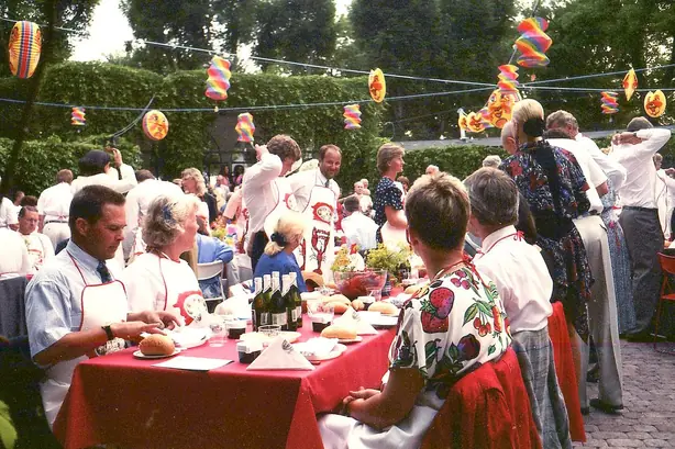 Foto von Klassische Schwedische Kräftor – fertig angerichtet