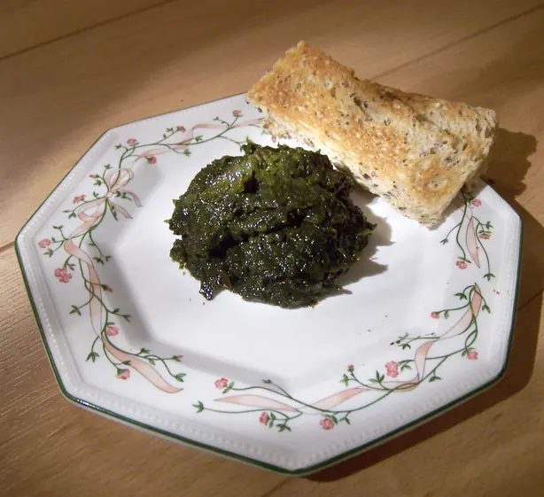 Foto von Walisisches Laverbread klassisch – fertig angerichtet