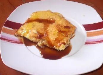 Foto von Klassischer Spanischer Flan – fertig angerichtet