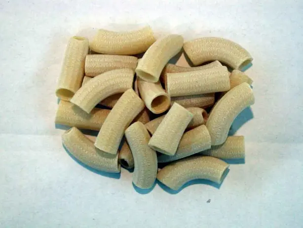 Foto von Schweizer Älplermagronen klassisch (3) – fertig angerichtet