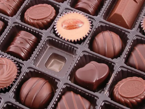 Foto von Französische Schokoladenbonbons – fertig angerichtet