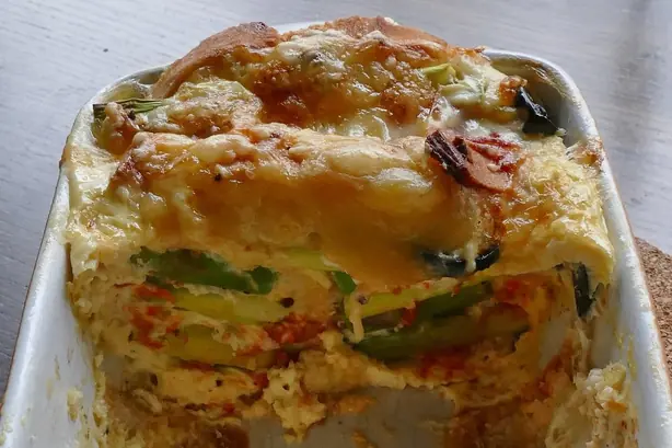 Foto von Italienischer Brotauflauf – fertig angerichtet