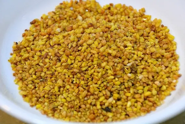 Foto von Koreanischer Buchweizen-Tee (Memil-cha) – fertig angerichtet