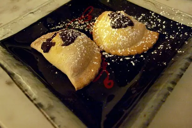 Foto von Argentinische Rindfleisch-Empanadas – fertig angerichtet