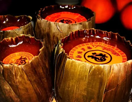 Foto von Chinesischer Neujahrskuchen Niangao – fertig angerichtet