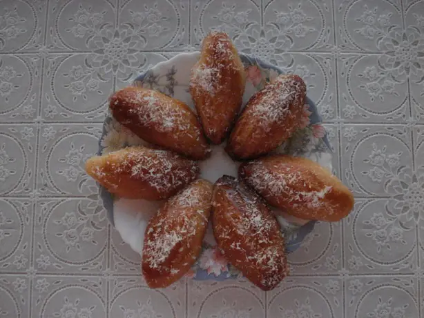 Foto von Türkisches Honigfinger-Dessert – fertig angerichtet