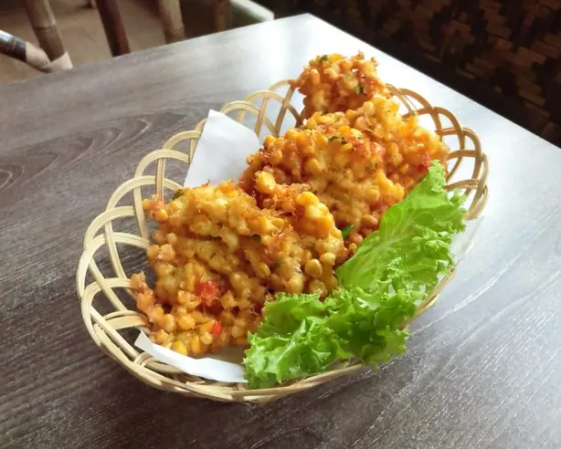 Perkedel Jagung Jakarta – Foto: Gunawan Kartapranata (CC BY-SA 4.0)