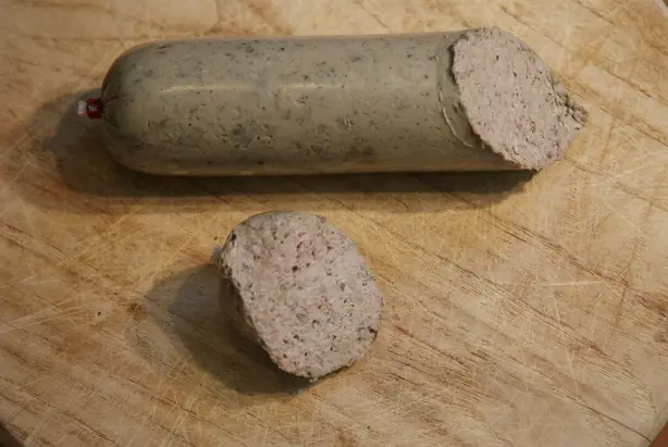 Foto von Hausgemachte Pfälzer Leberwurst – fertig angerichtet