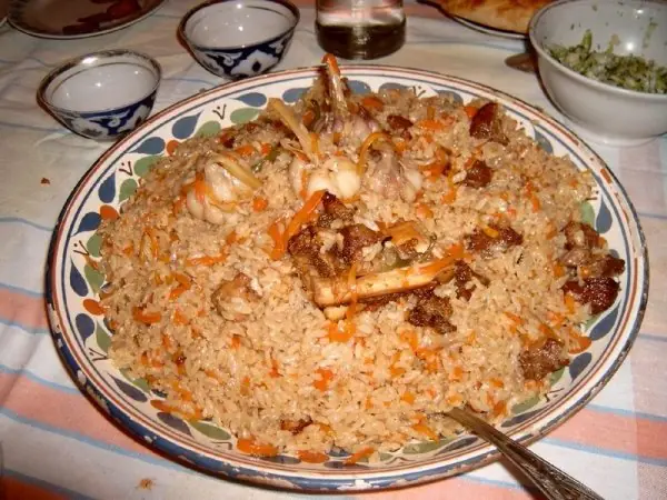 Foto von Usbekischer Plow Klassisch – fertig angerichtet