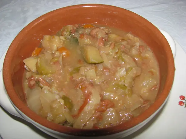 Foto von Toskanische Ribollita Suppe – fertig angerichtet