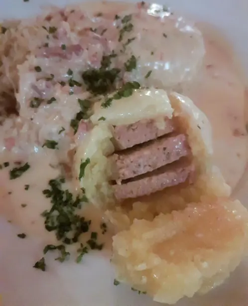 Foto von Saarländische Gefillde klassisch – fertig angerichtet