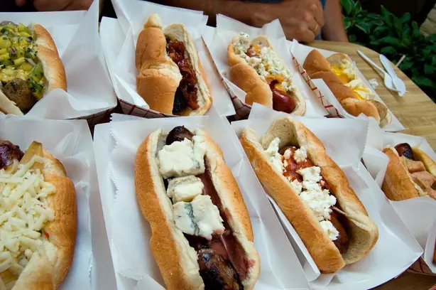 Selection of hot dogs – Foto: Paul Goyette (CC BY-SA 2.0)