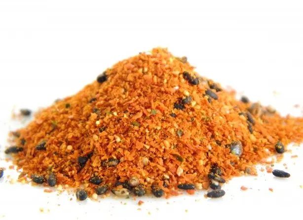 Foto von Japanisches Shichimi Togarashi – fertig angerichtet