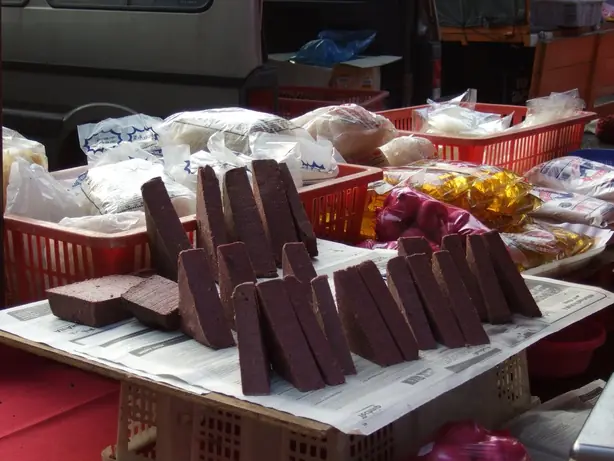 Foto von Thailändische Garnelenpaste (Kapi) – fertig angerichtet