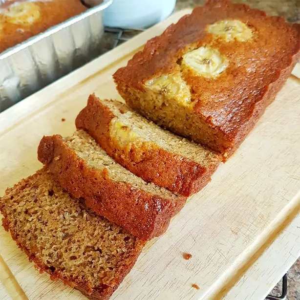 Foto von Amerikanisches Bananenbrot klassisch – fertig angerichtet