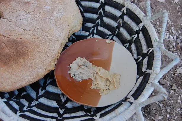 Foto von Marokkanisches Smen fermentiert – fertig angerichtet