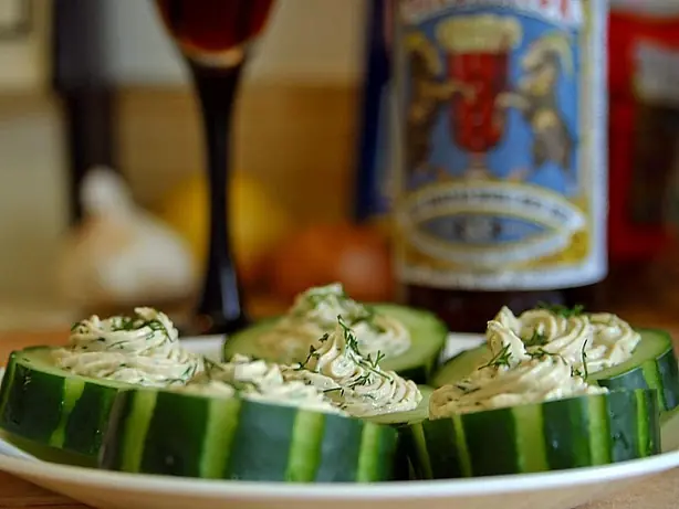Foto von Klassische Mousse au Chocolat – fertig angerichtet