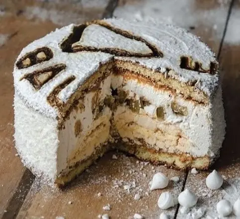 Foto von Argentinische Torta Balcarce – fertig angerichtet