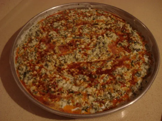 Foto von Borani Esfenaj – Persischer Spinat-Joghurt-Dip – fertig angerichtet