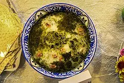 Foto von Keledoş - Der legendäre kurdisch-türkische Eintopf aus Van – fertig angerichtet