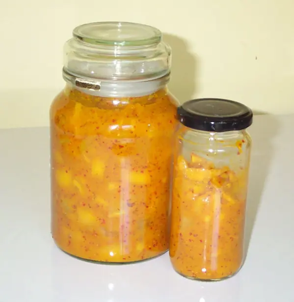 Foto von Marokkanische Salzzitronen (Preserved Lemons) – fertig angerichtet