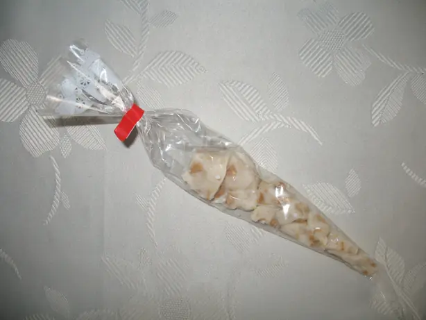 Foto von Miodek Turecki – Krakauer Türkischer Honig – fertig angerichtet