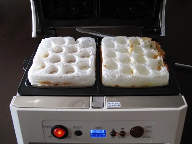 Foto von Moffle - Die japanische Mochi-Waffel Fusion – fertig angerichtet