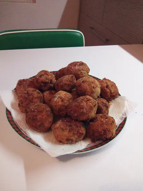 Foto von Mondeghili - Die legendären Mailänder Fleischbällchen – fertig angerichtet