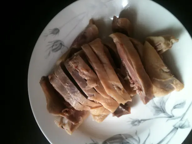 Foto von Nanjing-Salzente (Nanjing Salted Duck) – Der zarte Klassiker aus der Kaiserzeit – fertig angerichtet