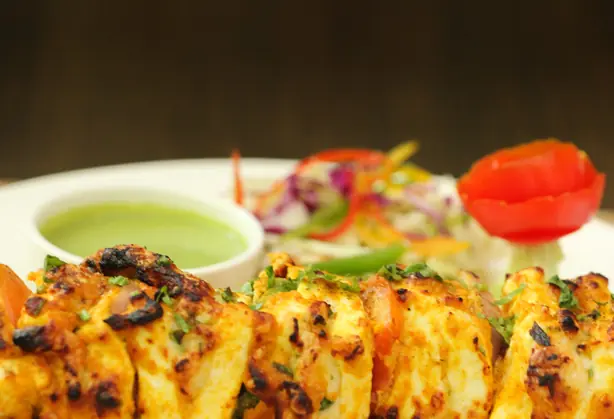 Foto von Paneer Tikka Masala – fertig angerichtet