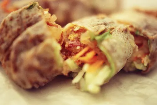 Foto von Popiah (Frische Fujian-Frühlingsrollen) – fertig angerichtet